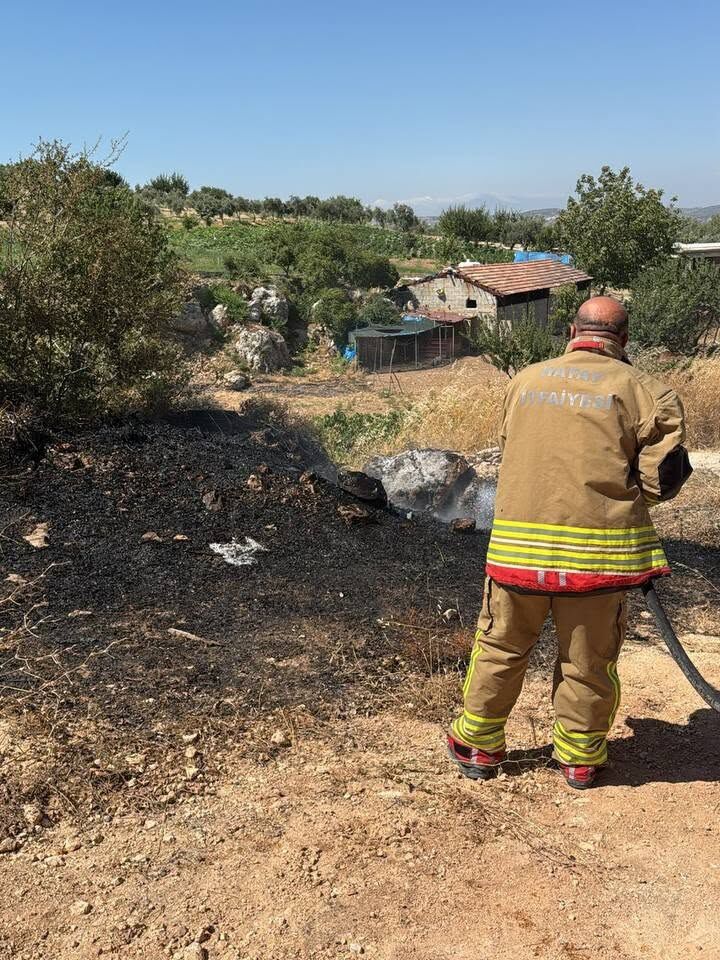 HBB İtfaiyesi 5 İlçedeki Yangınlara Müdahale Etti-3