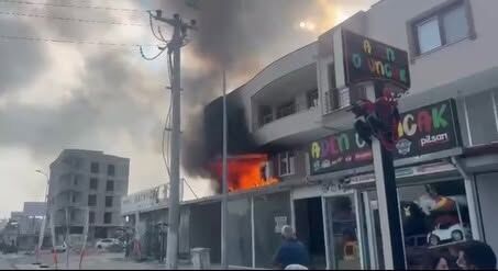 Arsuz'da İş Yeri Yangınında Facia Önlendi
