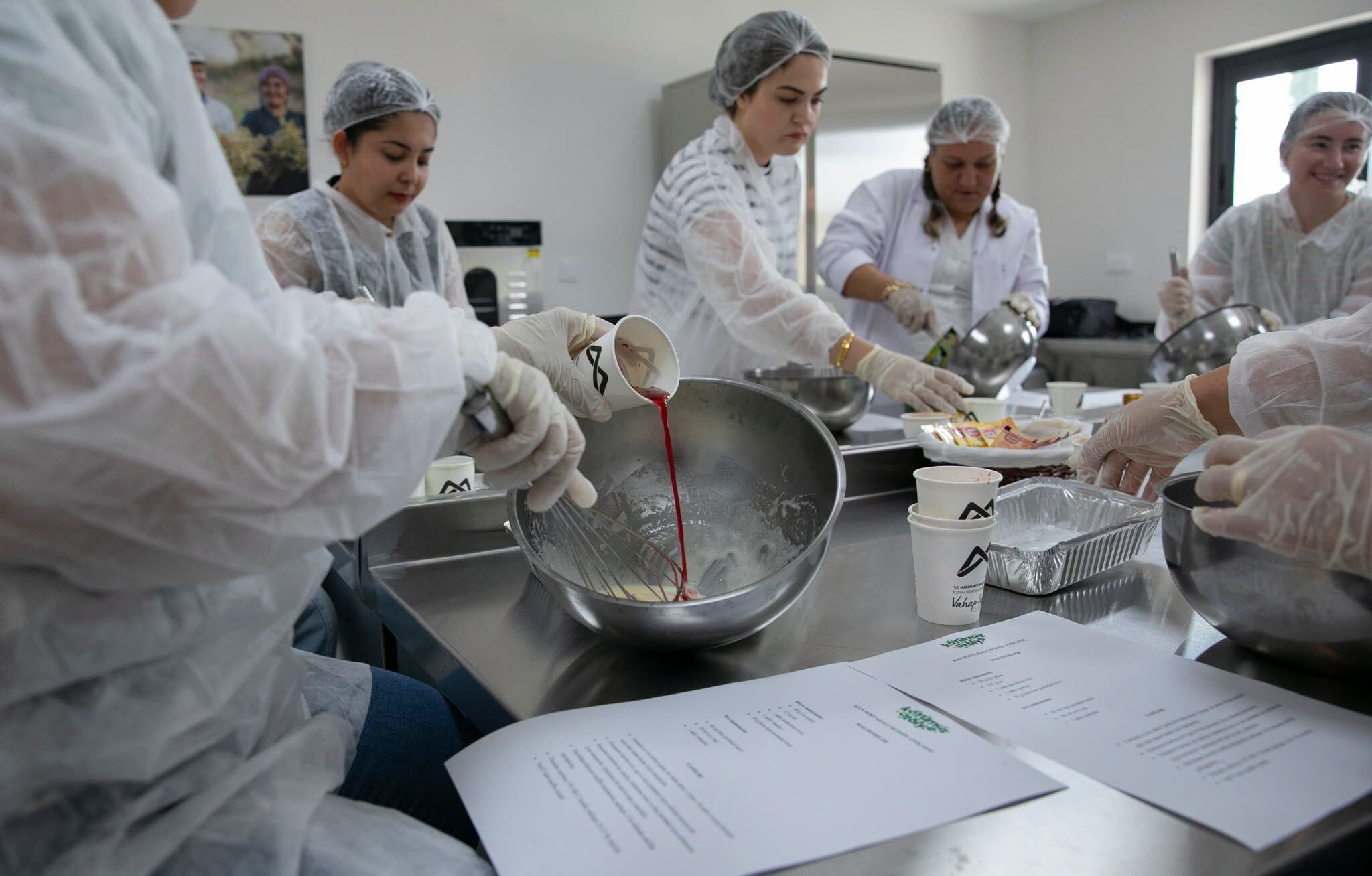 Mersin’de Kan Portakalı Farklı Lezzetlere Dönüşüyor2