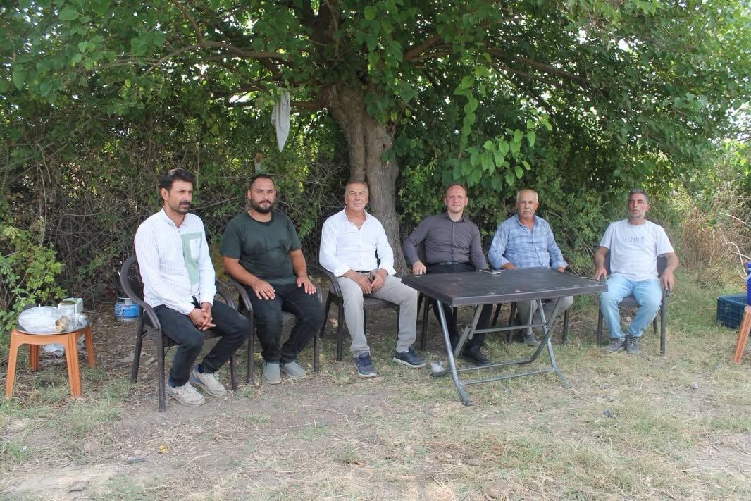 Erzin Kaymakamı Akpınar’dan Bamya Hasadı Ziyareti