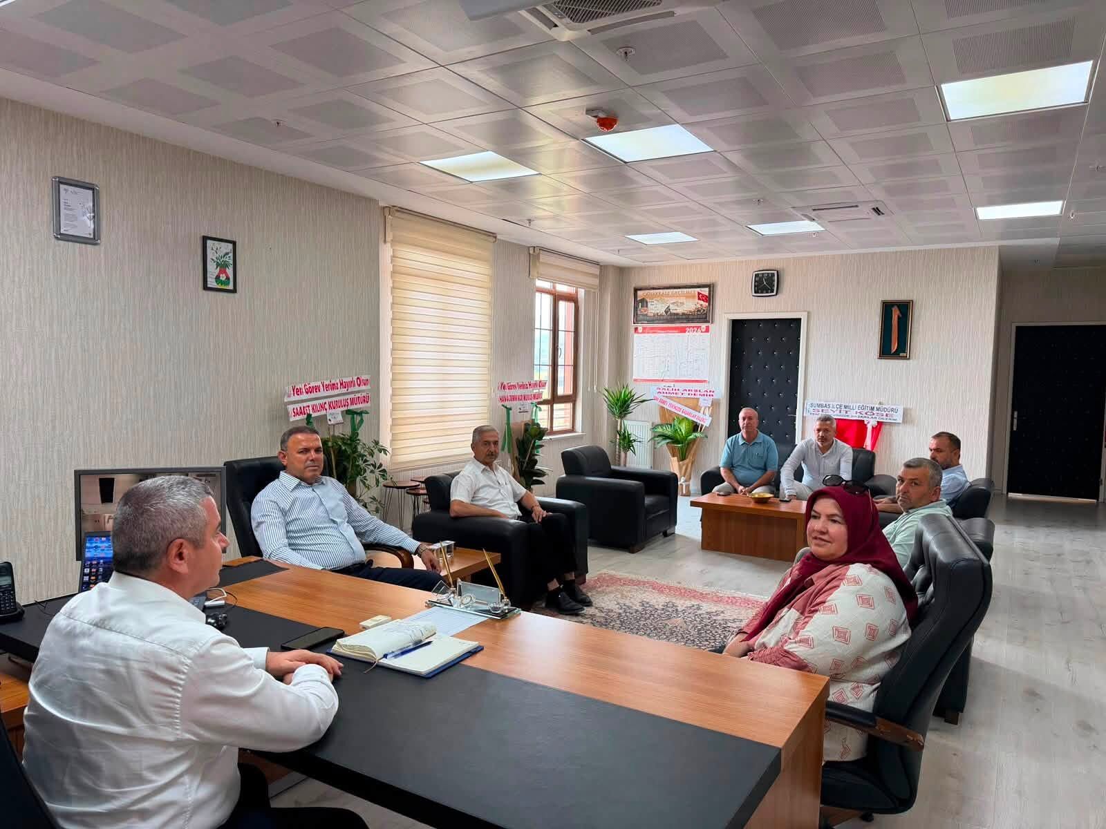 Muhtarlardan Osmaniye İl Müdürü Naci Yılmaz’a Ziyaret