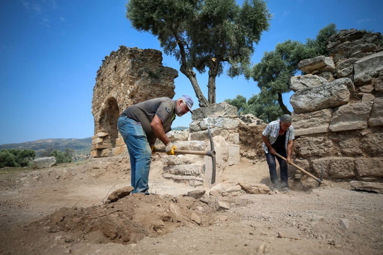 Nysa Antik Kenti’nde 1600 Yıllık Hamam Gün Yüzüne Çıkıyor