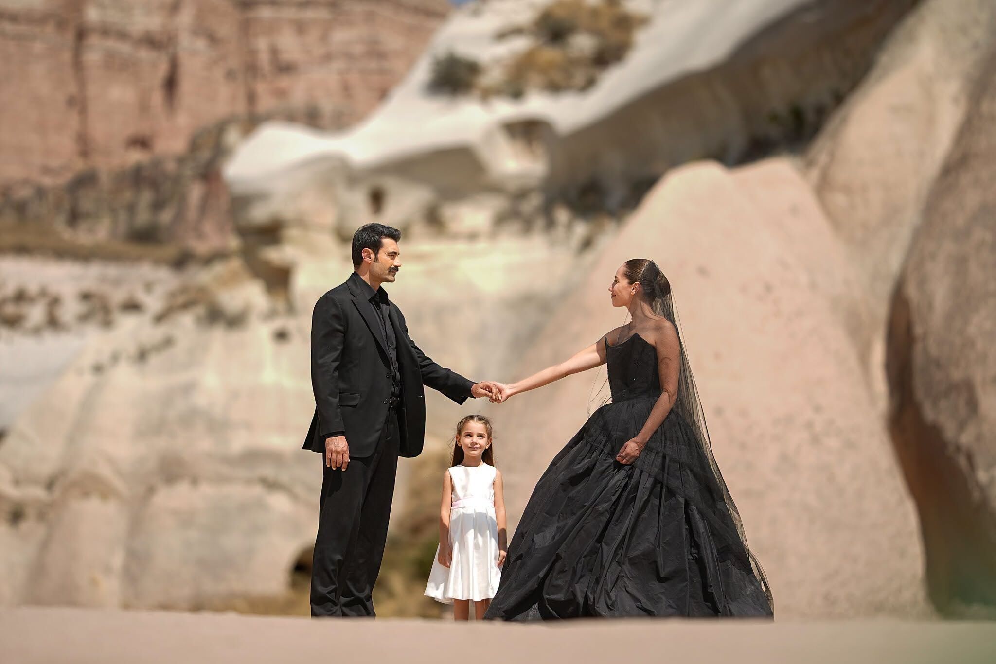 Sevdan Bir Ateşten İlk Teaser Geldi-1