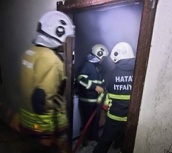 Arsuz Gökmeydan’da Mesken Yangını Paniği