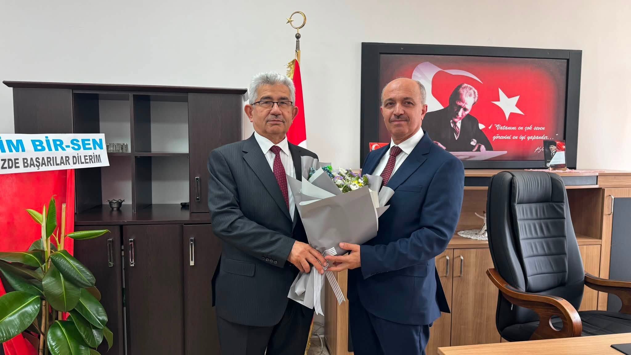Kadirli Milli Eğitimde İlyas Tapsız görevi devretti