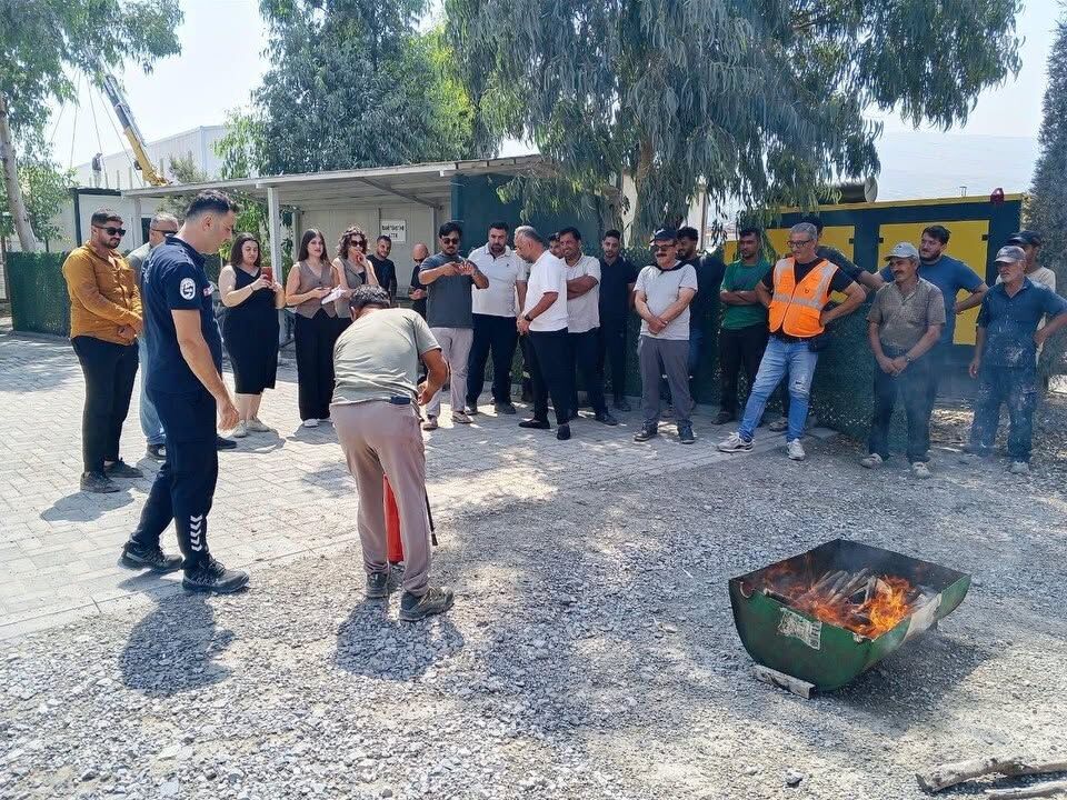 Arsuz’da personele yangın eğitimi ve tatbikat