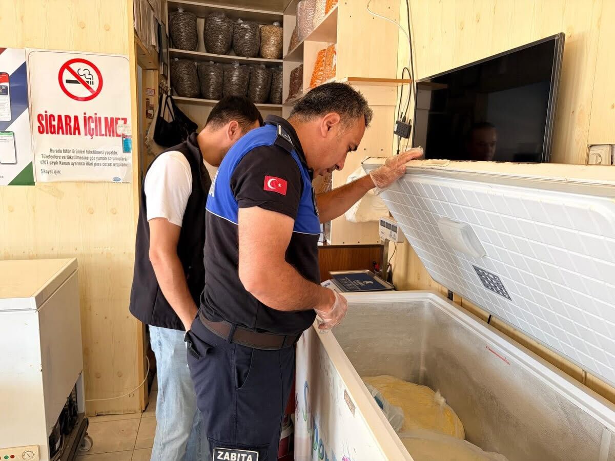 Yumurtalık’ta kasap ve pastanelere sıkı denetim