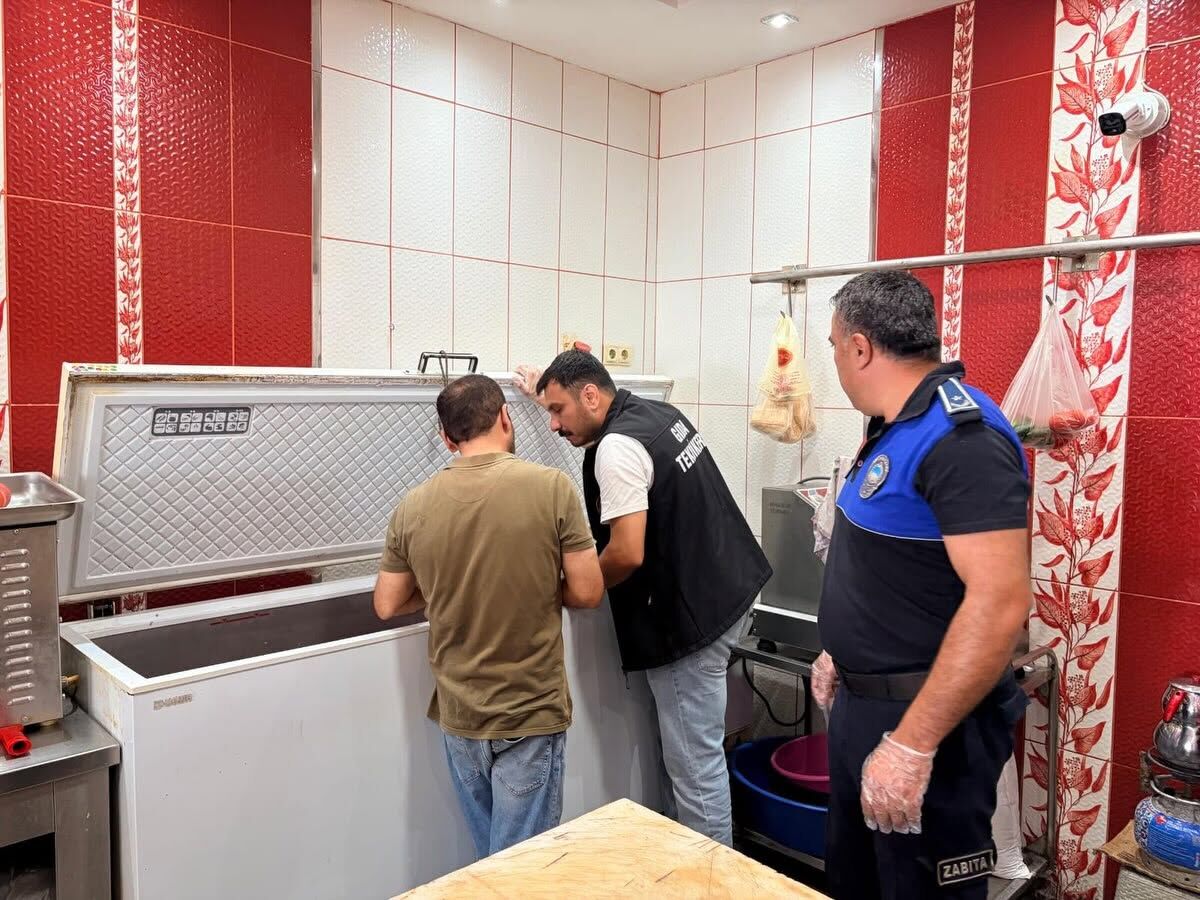 Yumurtalık’ta kasap ve pastanelere sıkı denetim