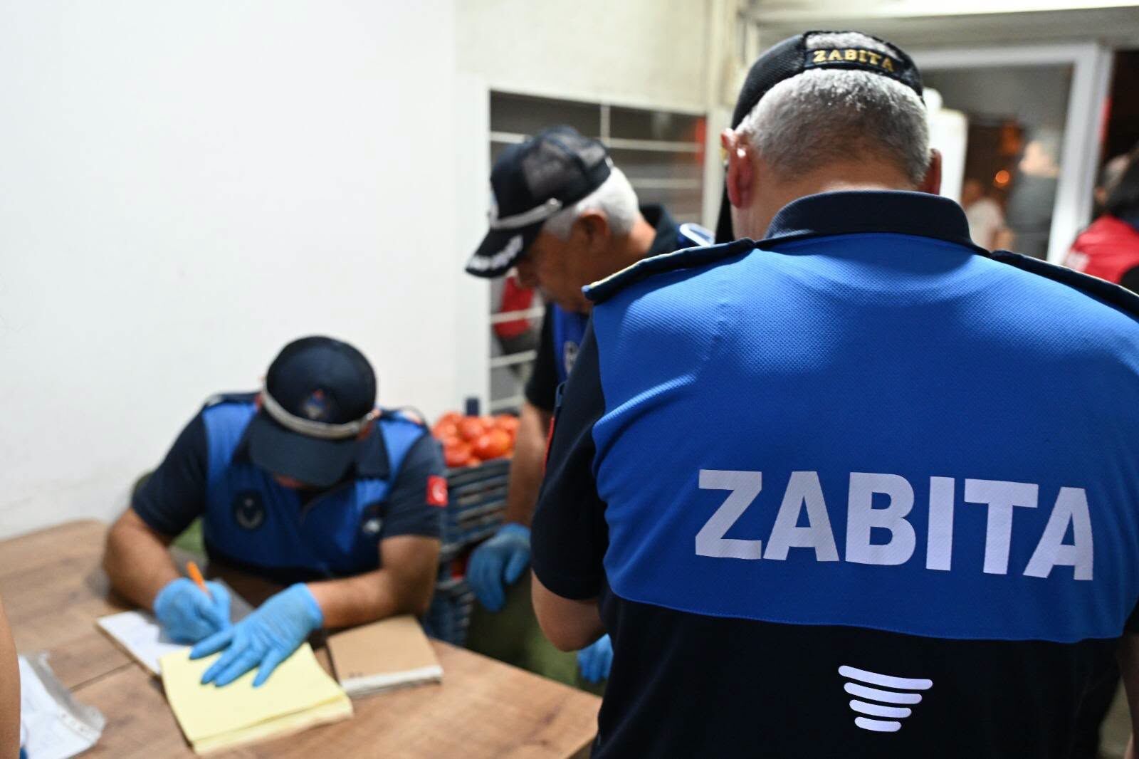Kadirli’de Zabıta ve Tarım Ekiplerinden Gece Denetimi