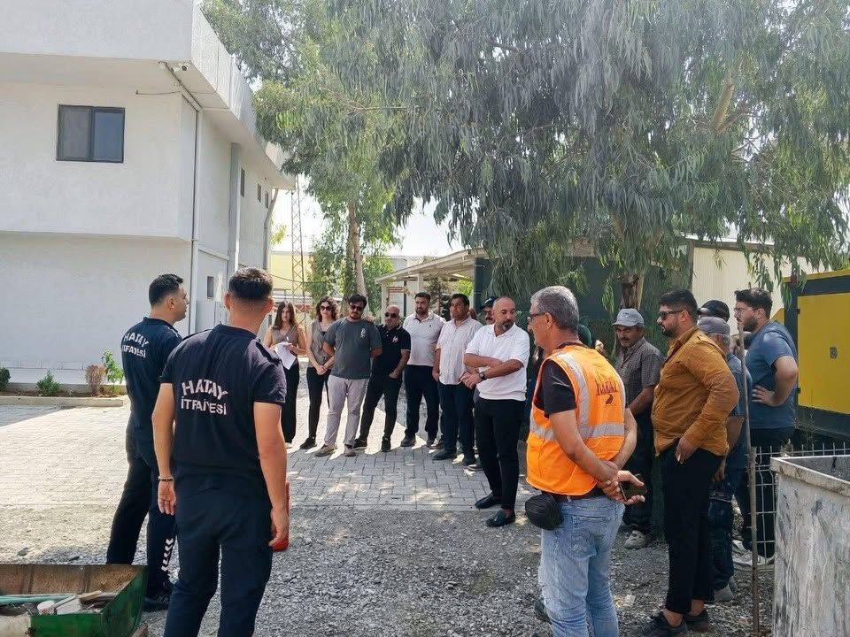 Arsuz’da personele yangın eğitimi ve tatbikat