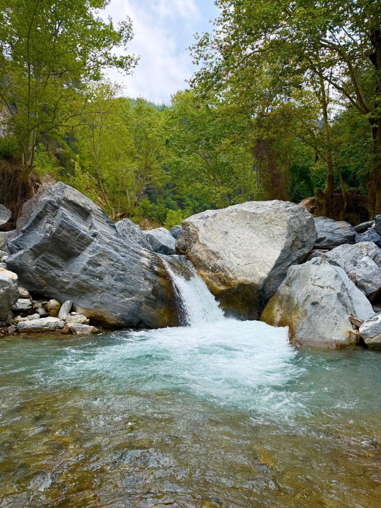 Dörtyol Kuzuculu’da Geçilmez Kanyonu Büyülüyor