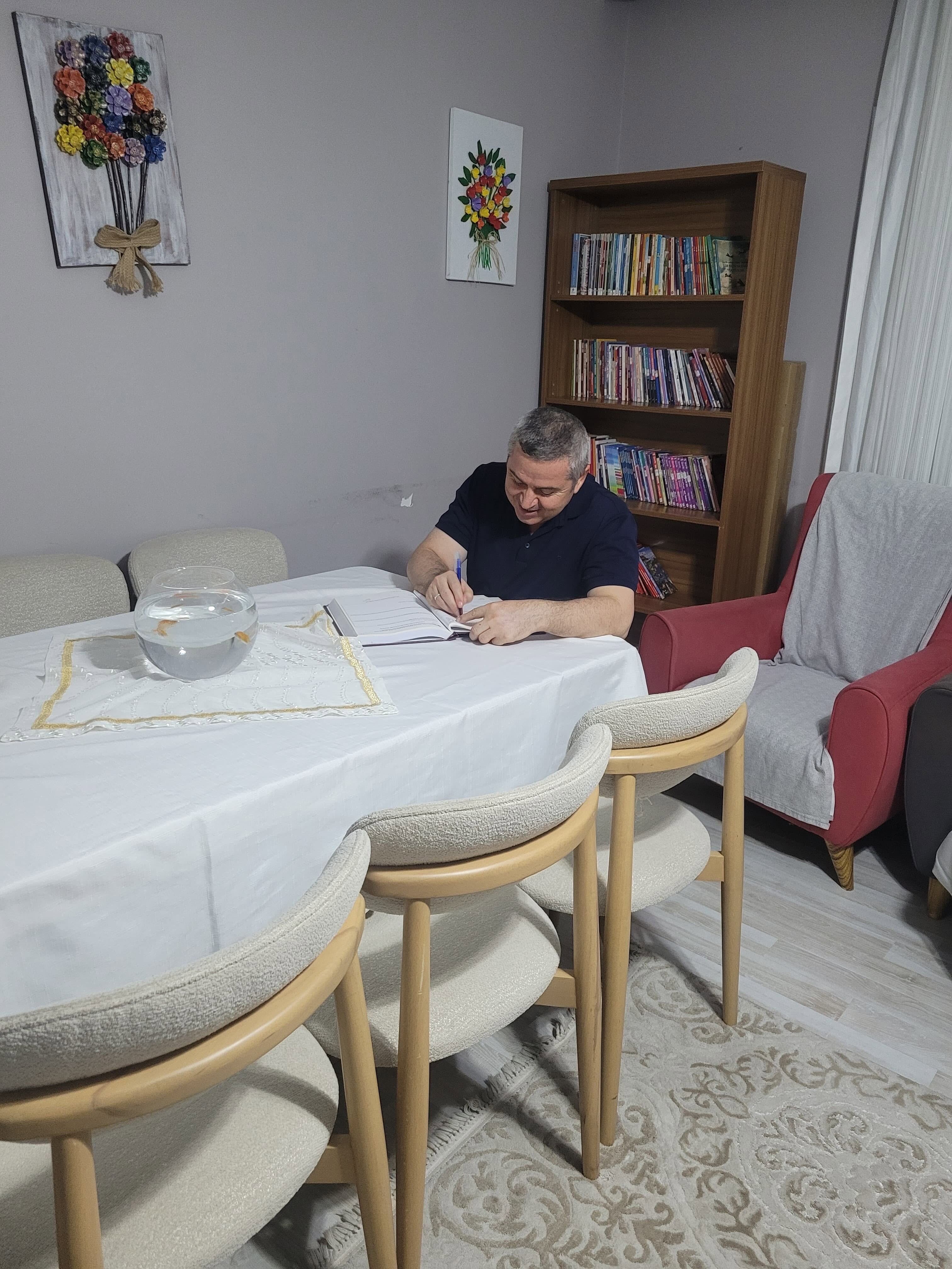 İl Müdürü Naci Yılmaz’dan Çocuklara Kandil Ziyareti