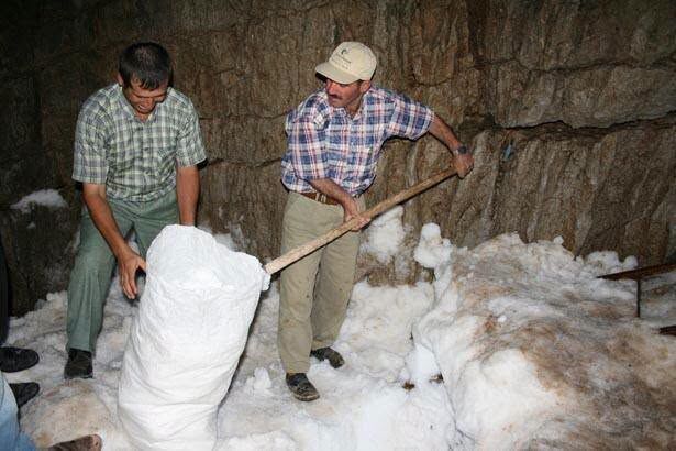 Toros Dağlarında 50 Metre Derinlikte Peynir Sırrı