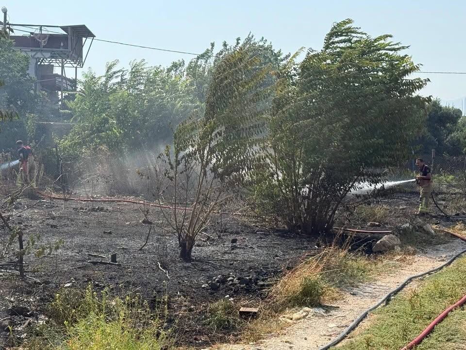 Antakya Küçükdalyan’da Bahçe Yangını