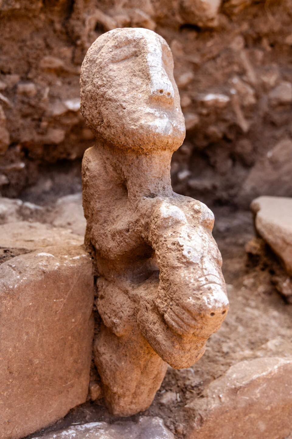 Karahantepe’de 11 Bin Yıllık Eşsiz Heykel Bulundu