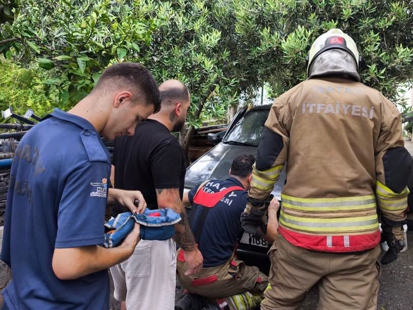 Arsuz ve İskenderun’da Araç Yangınlarına Müdahale