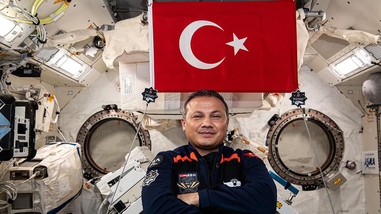 Alper Gezeravcı