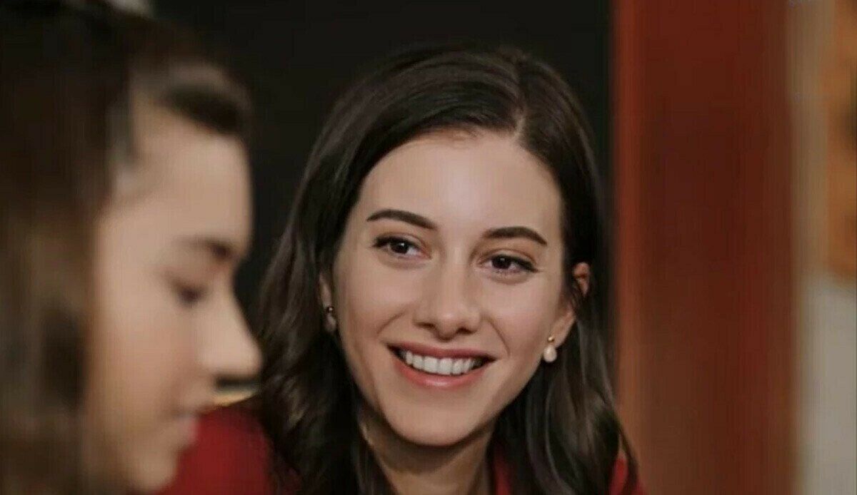 Beril Pozam Kimdir Nereli İşte Yaşı Ve Oynadığı Diziler2