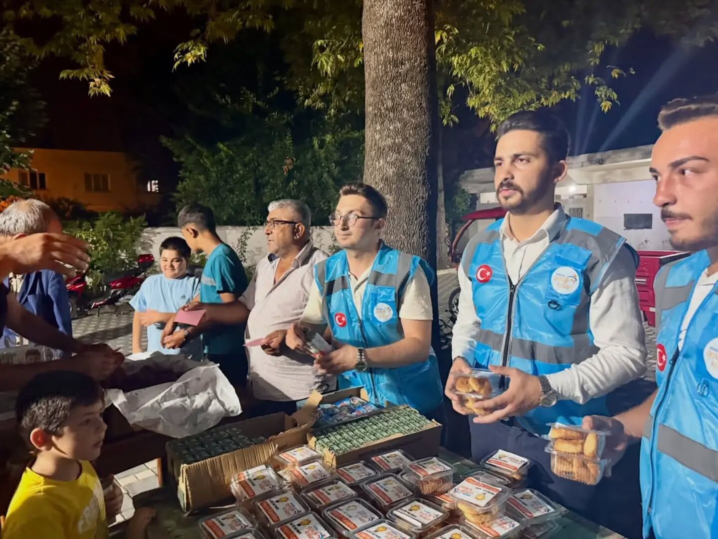 Düziçi’nde Mevlid Kandili’nin Bereketi Paylaşıldı (1)