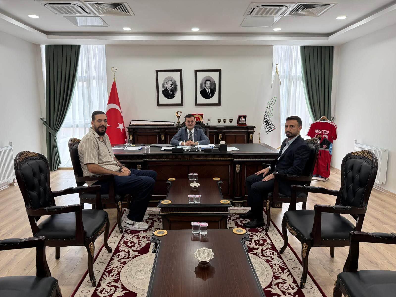 Hasanbeyli’de Antrenör Eskici’ye Başarı Plaketi (1)