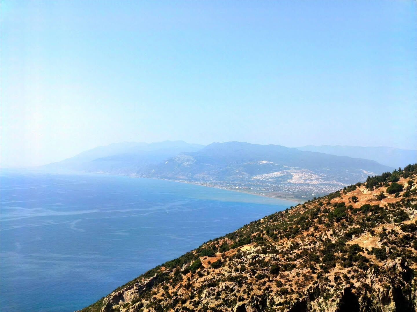 Hatay Yayladağı’ndaki Karamağara Koyu Hayran Bırakıyor3