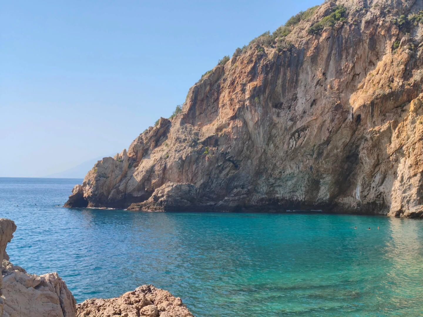 Hatay Yayladağı’ndaki Karamağara Koyu Hayran Bırakıyor4