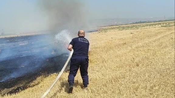 Hatay’da 5 İlçede Çıkan Yangınlar Kontrol Altına Alındı5