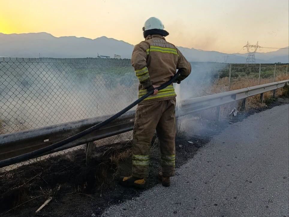Hatay’da Dört İlçede Çıkan Yangınlar Söndürüldü6