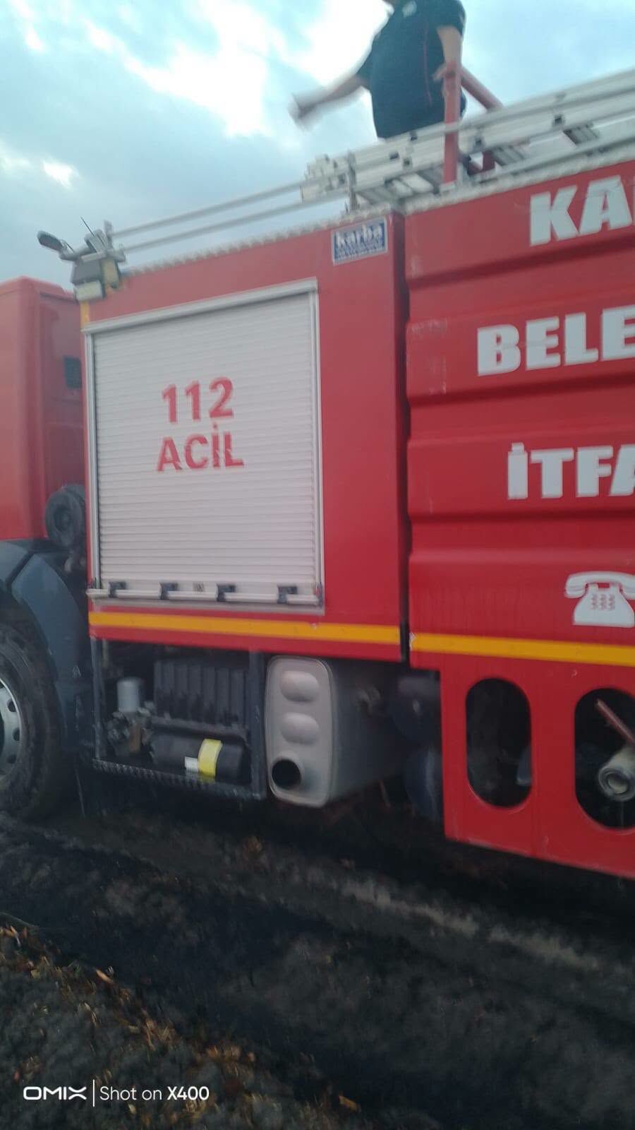 Kadirli’de Anız Yangını Ekiplerce Söndürüldü (2)