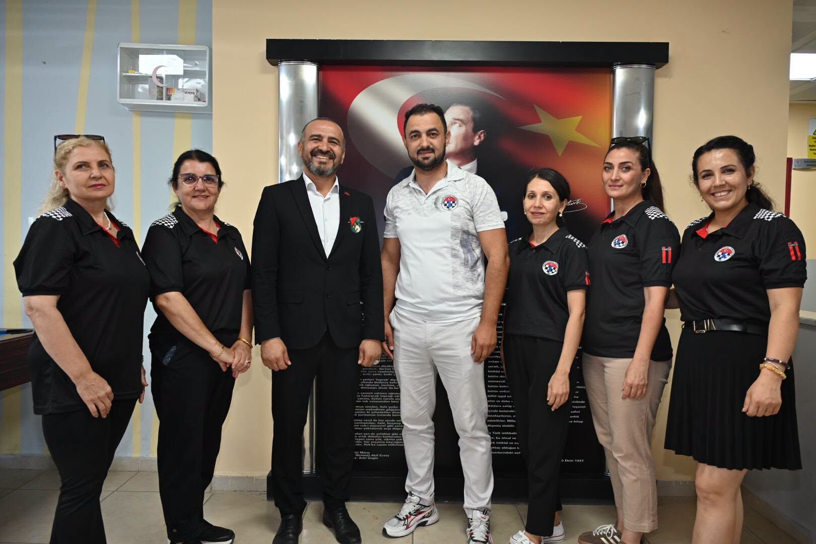 Kadirli’de Satranç Şampiyonlarına Ödülleri Verildi (2)