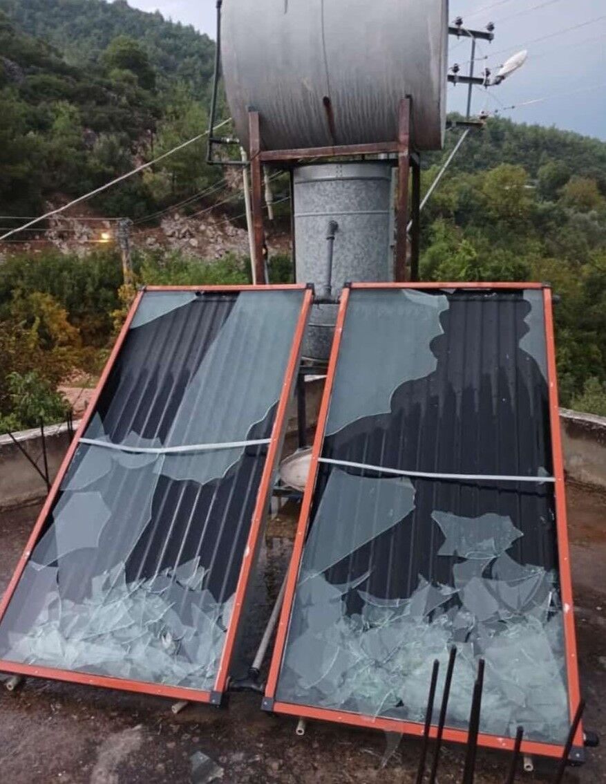Kadirli’nin Karatepe Köyünü Dolu Vurdu (2)