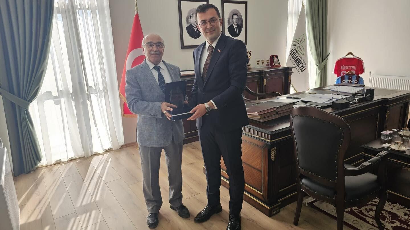 Mhp Teşkilatından Kaymakam Yelli'ye Nezaket Ziyareti (2)