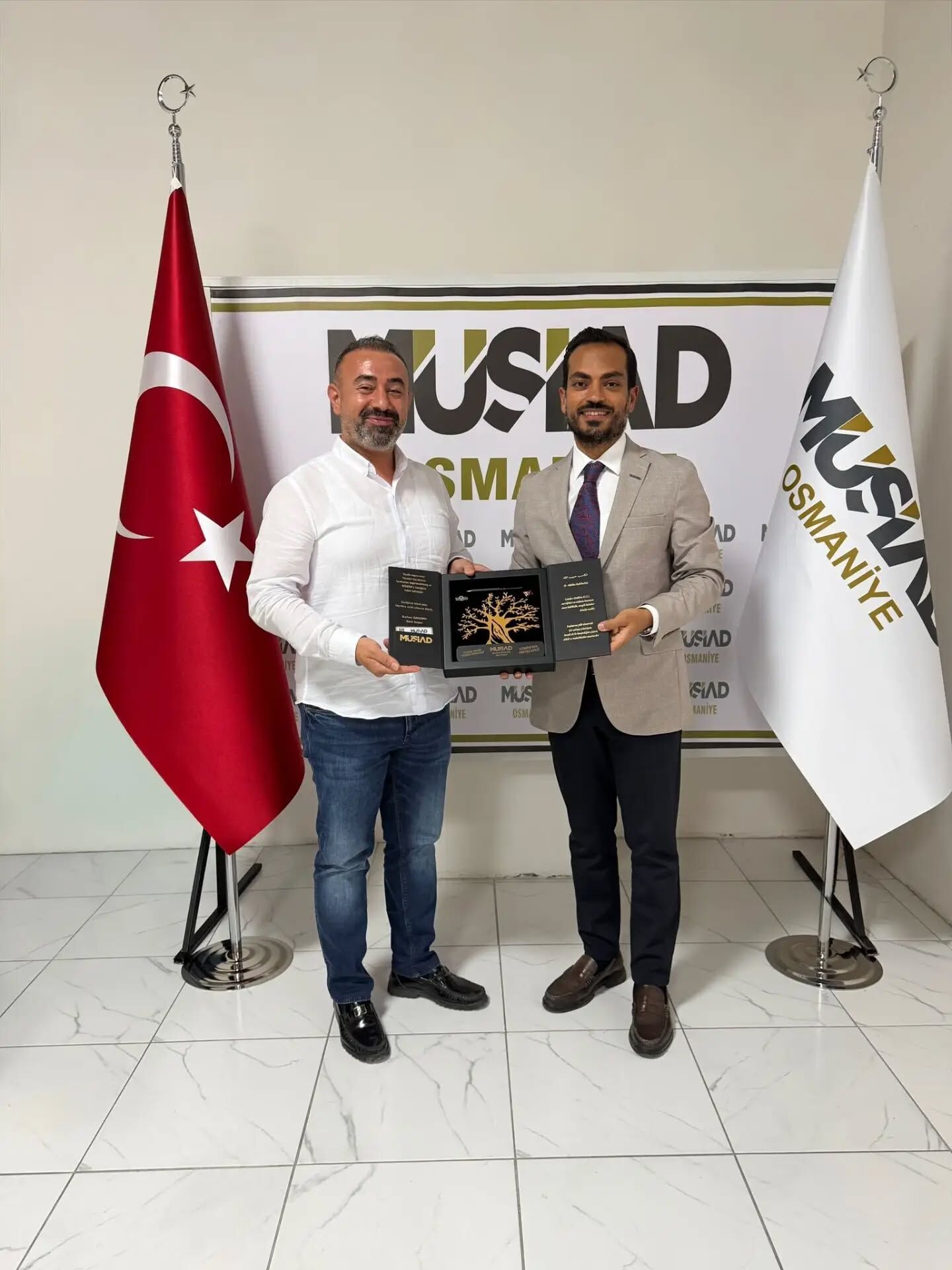 Müsi̇ad Osmaniye’de Yeni Üyelere Hediye Verildi2