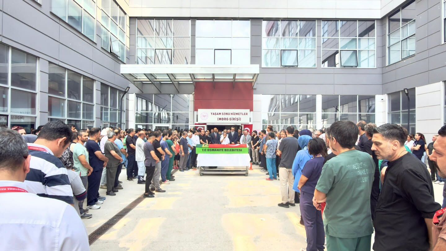 Op. Dr. Orhan Kara İçin Hastanede Tören Düzenlendi (2)