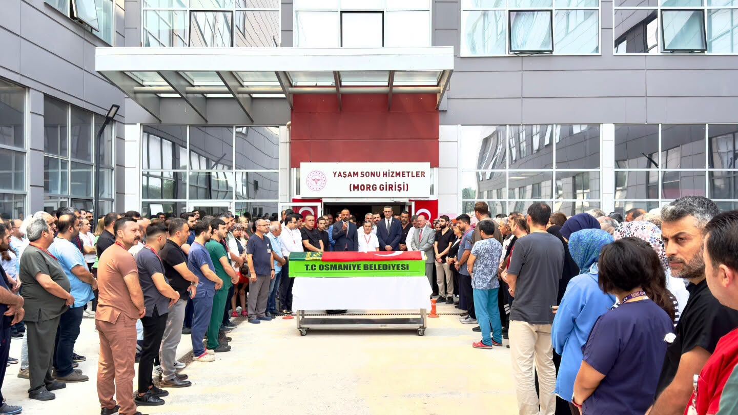 Op. Dr. Orhan Kara İçin Hastanede Tören Düzenlendi (3)