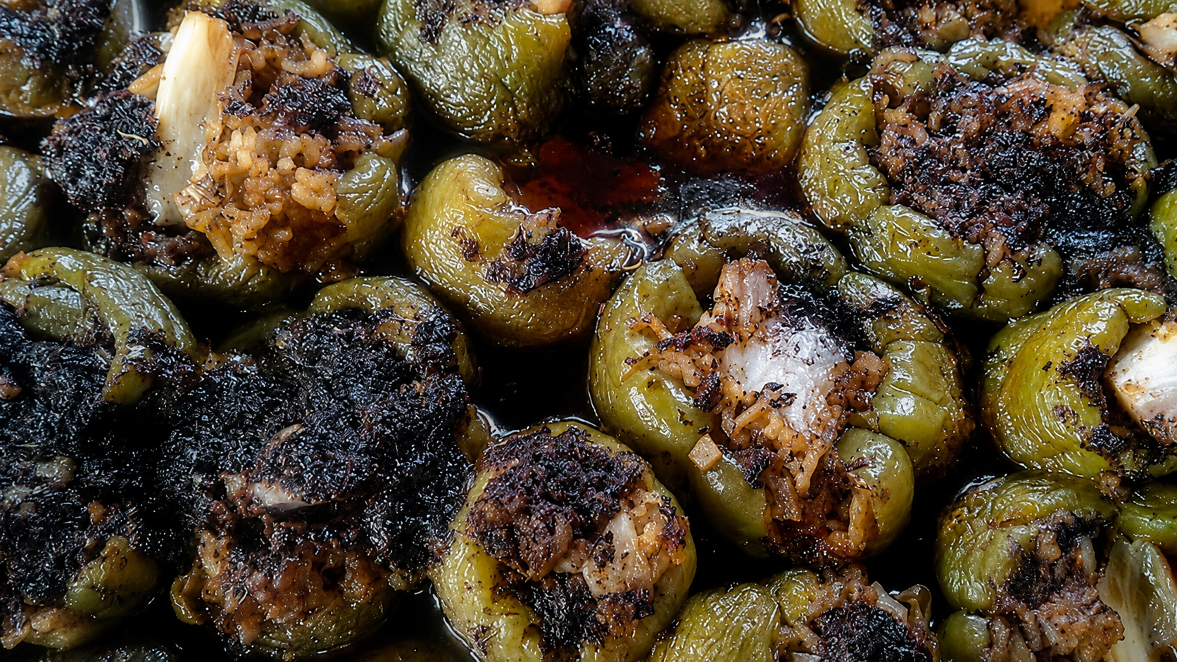 Osmaniye Düğünlerinde Kazanlar Sarma Ve Dolmayla Doluyor