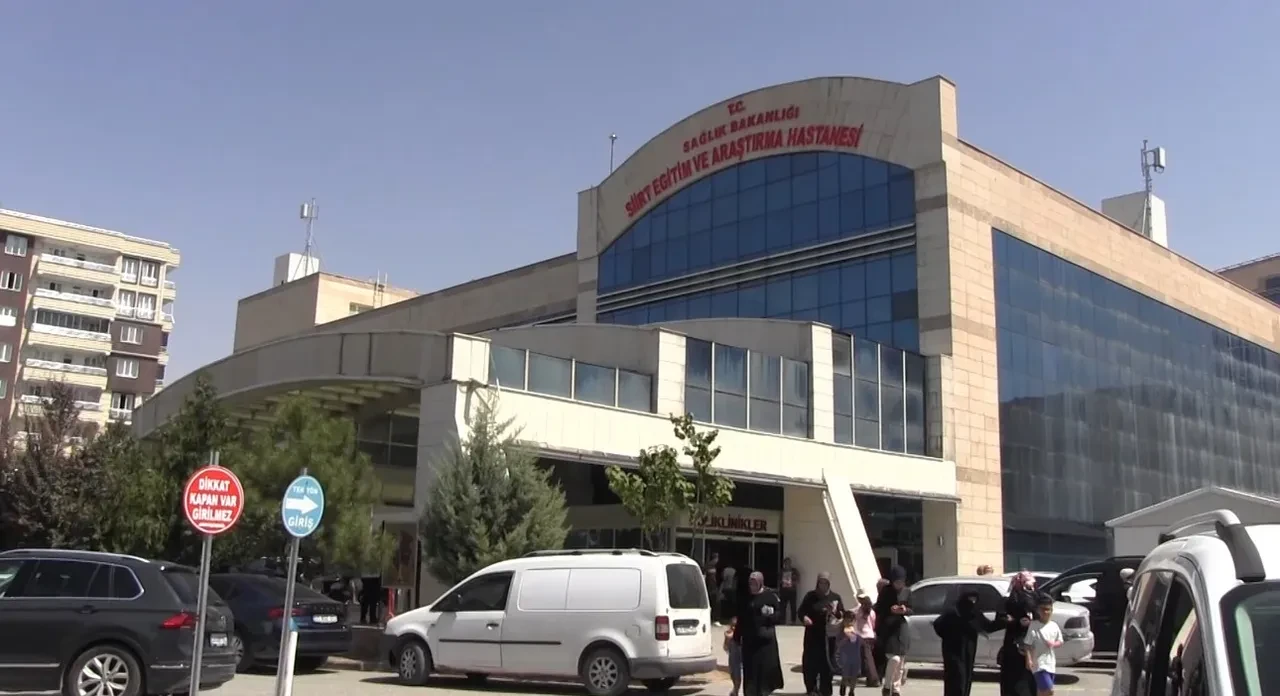 Sigara Ve Alkol Kullananlara Cagri Karin Agrisi Sikayetiyle Gitti Hayatinin Sokunu Ya 3355419 202608251341 2