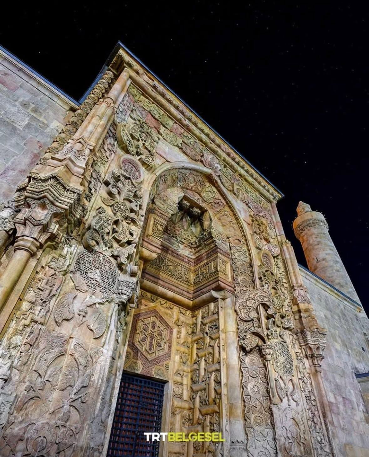 Sivas Divriği Ulu Camii Yüzyıllardır Hayranlık Uyandırıyor4