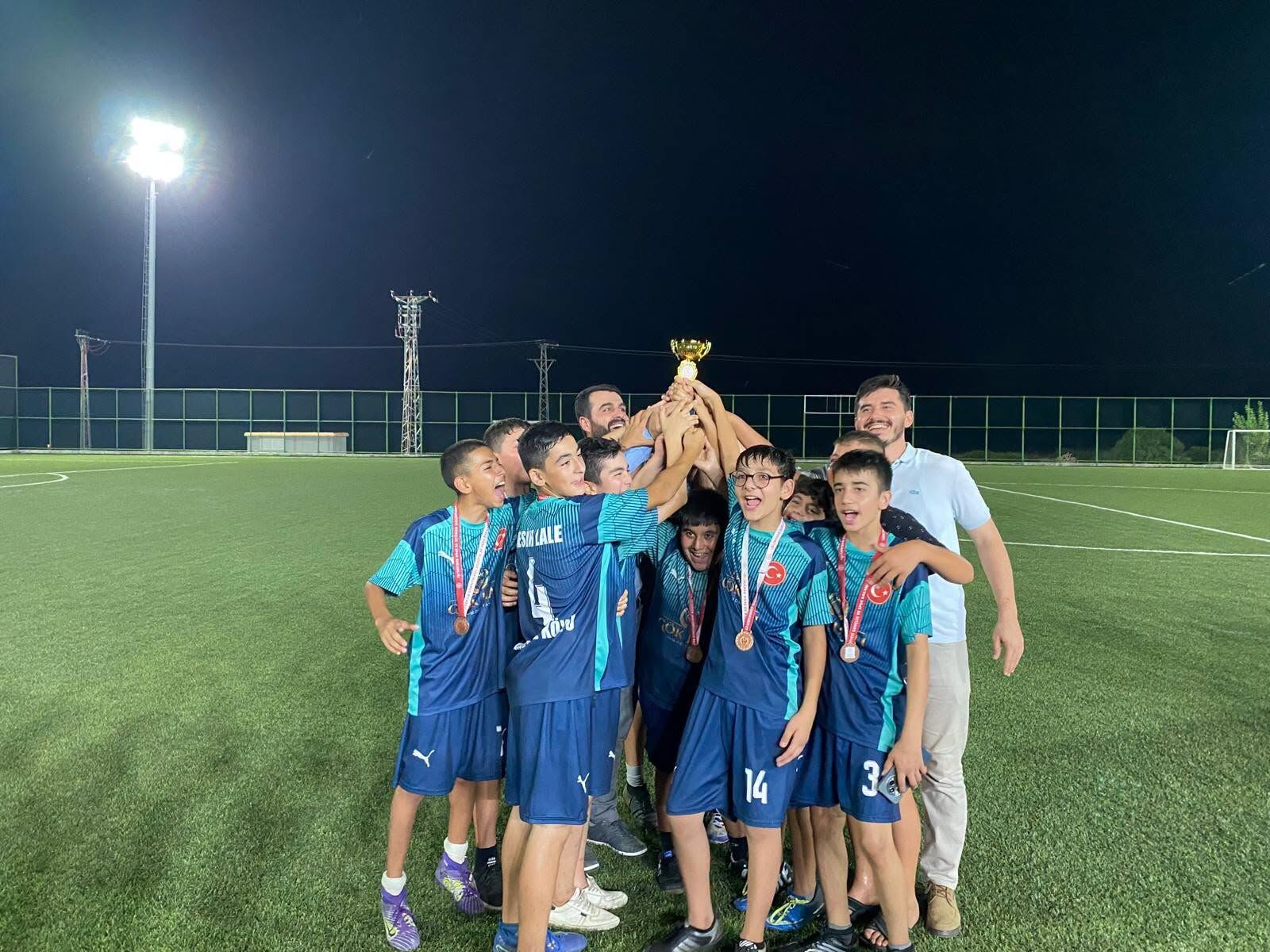 Sumbas'ta Camiler Arası Futbol Turnuvası Tamamlandı4