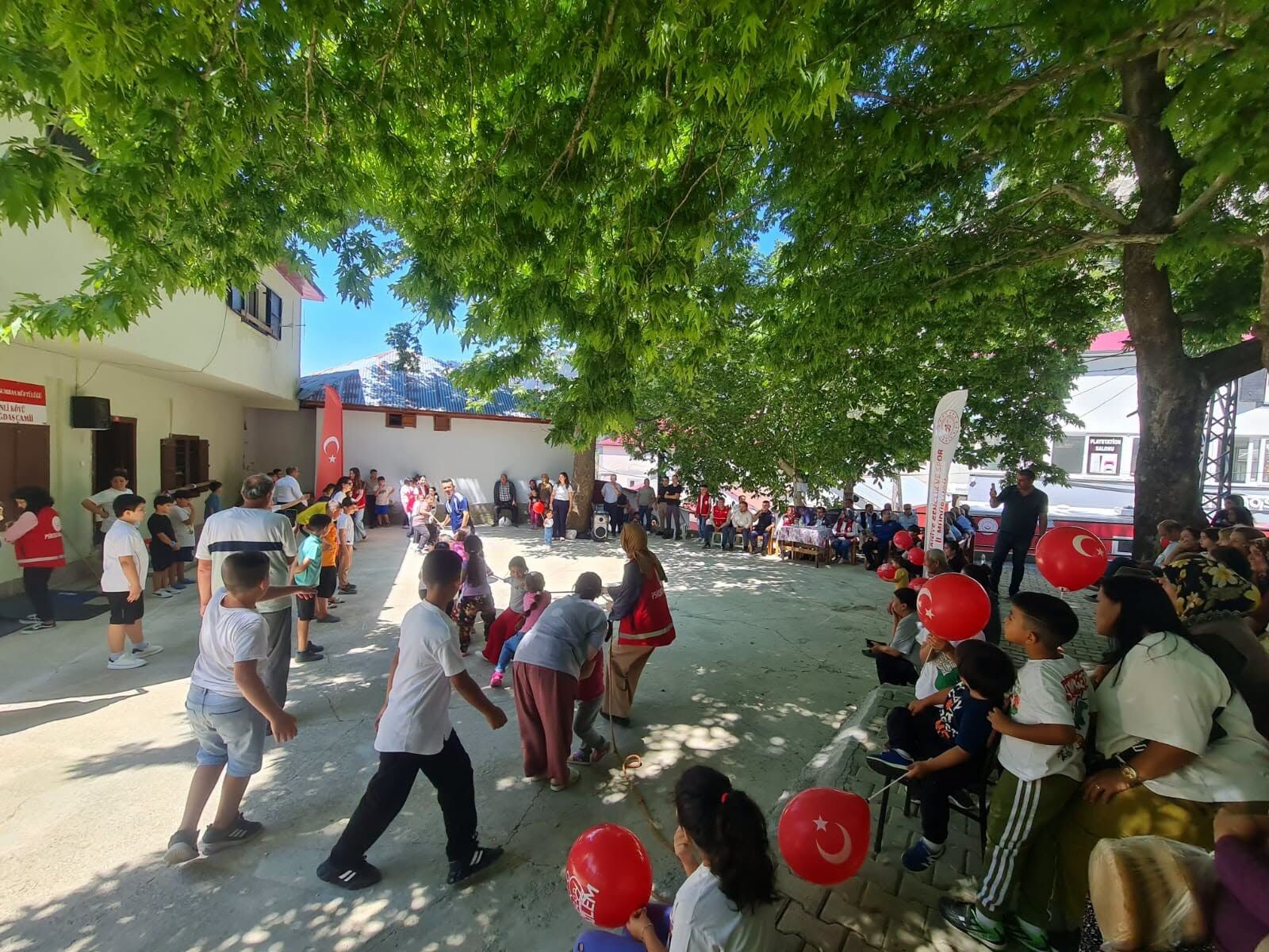 Sumbas’ta Sosyal Hizmet Buluşmaları Yoğun İlgi Gördü5