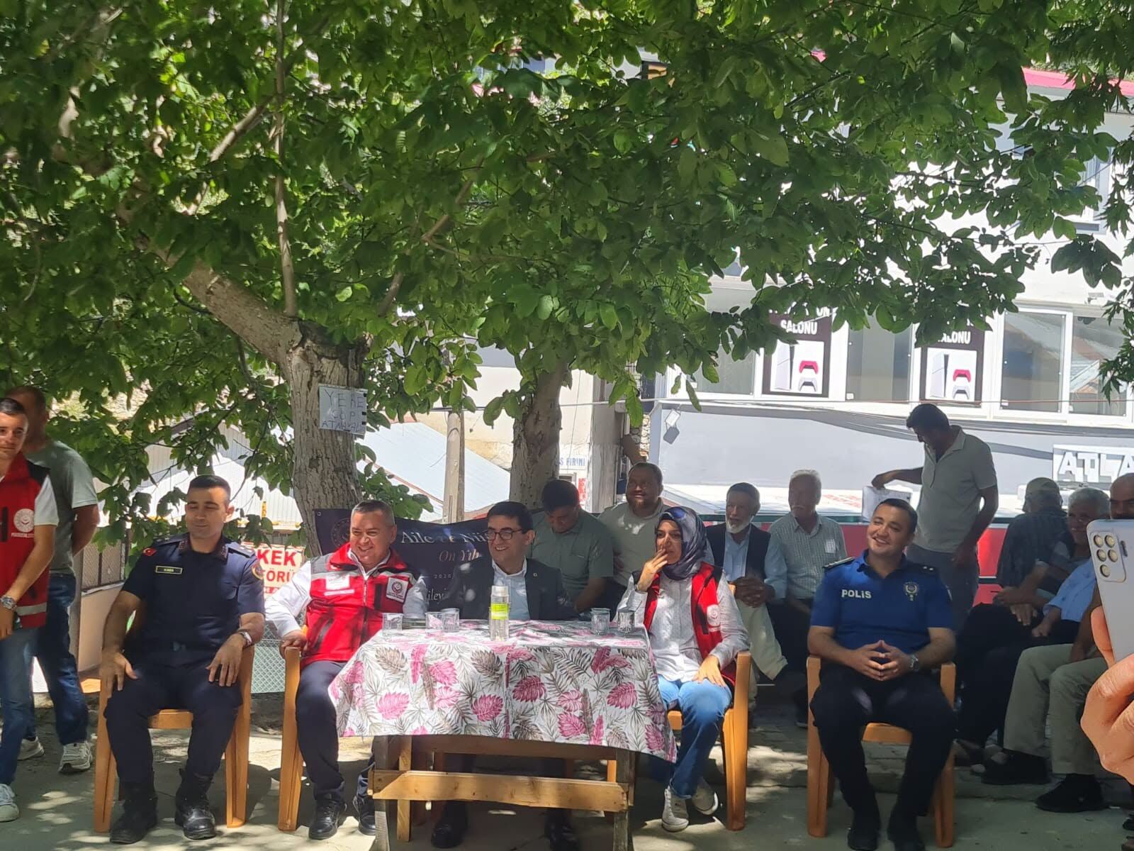 Sumbas’ta Sosyal Hizmet Buluşmaları Yoğun İlgi Gördü6