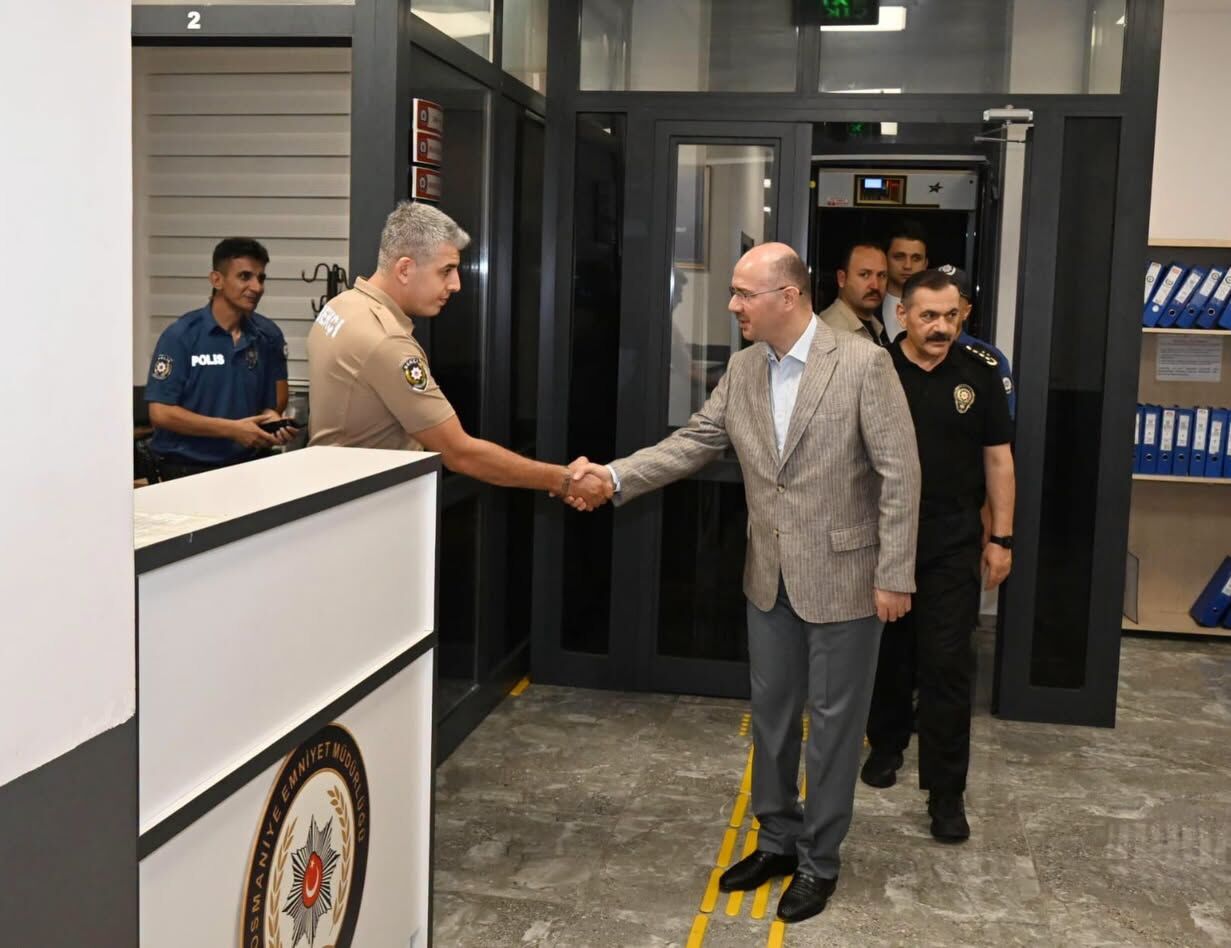 Vali Serdengeçti Polis Merkezinde İncelemelerde Bulundu5