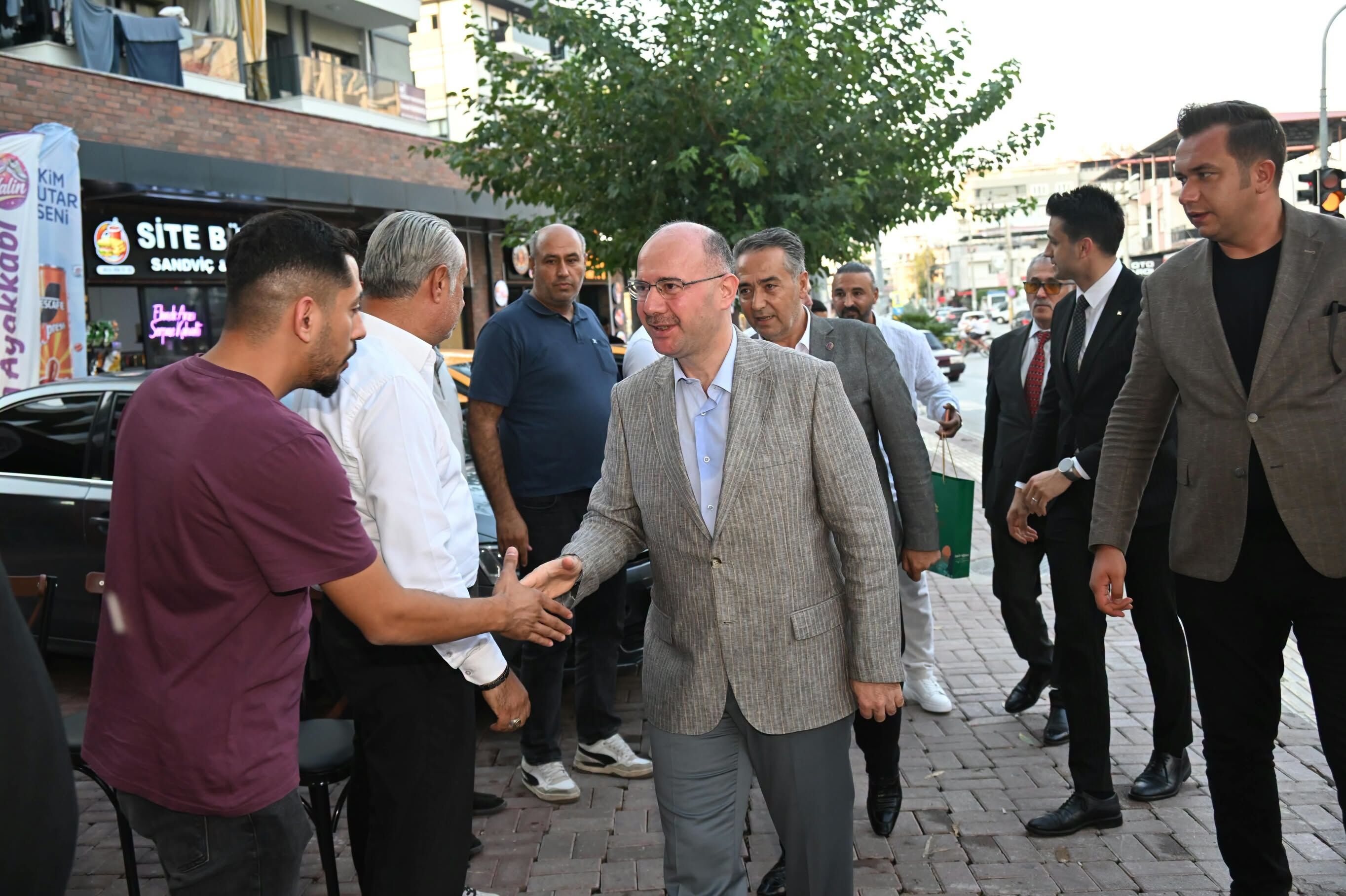 Vali Serdengeçti’den Osmaniyeli Taksicilere Sıcak Ziyaret (1)