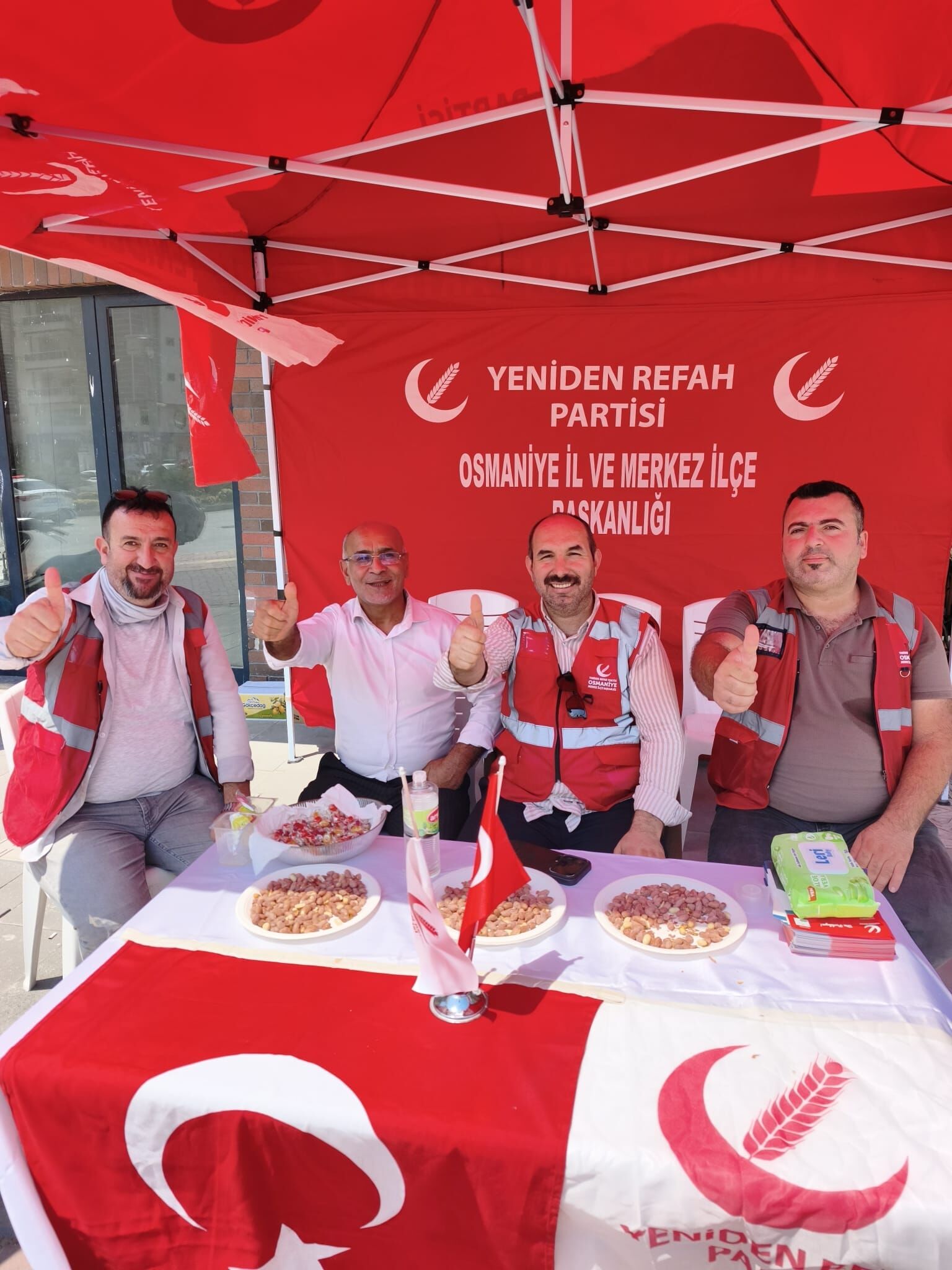 Yeniden Refah’ın Osmaniye Standına Yoğun İlgi (2)