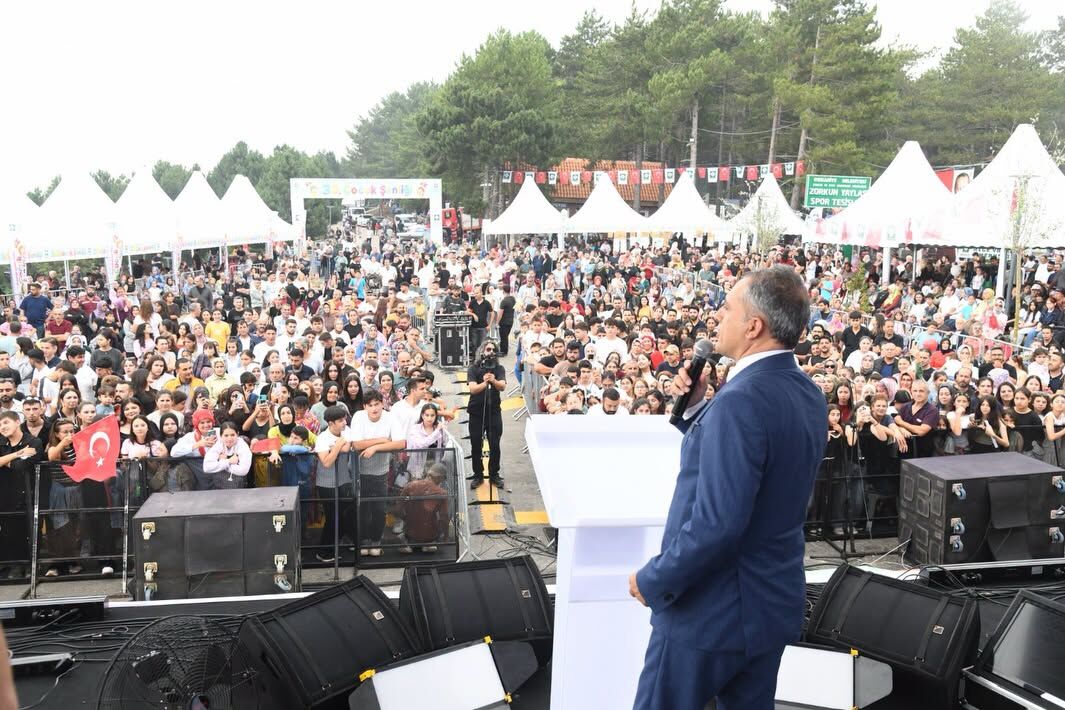 Zorkun Çocuk Şenliği Coşkulu Finalle Sona Erdi (13)