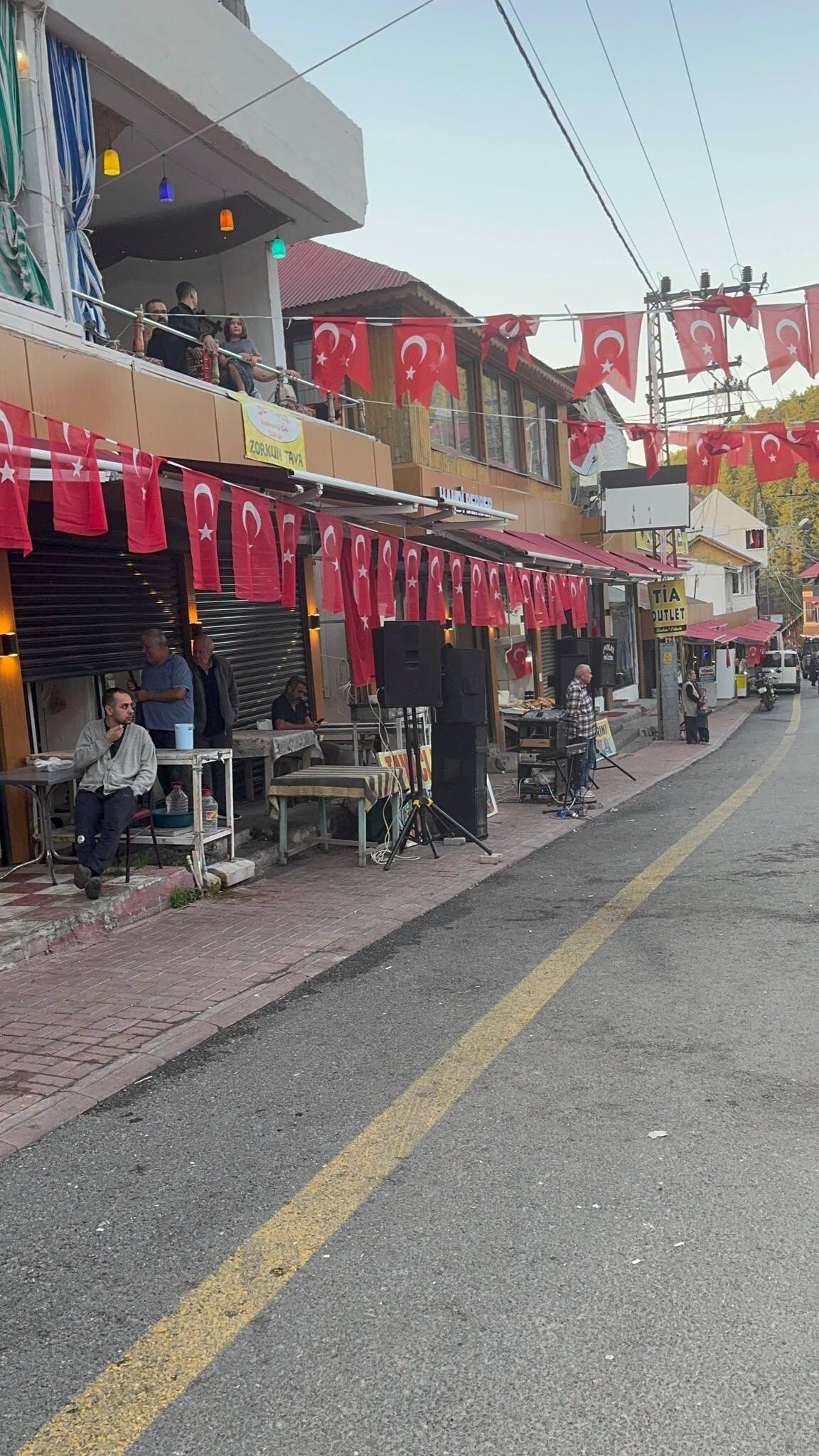 Zorkun Yaylası Çarşısından Yazın Son Gününe Manzaralar (2)