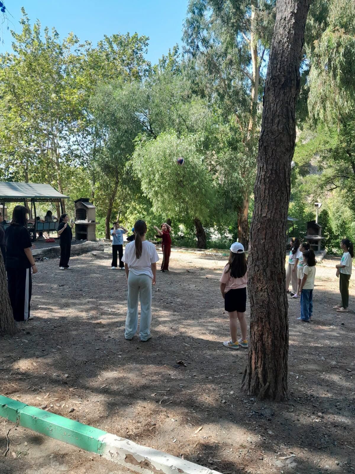 Osmaniye’de Çocuklar Karaçay’da Piknikte Buluştu-1