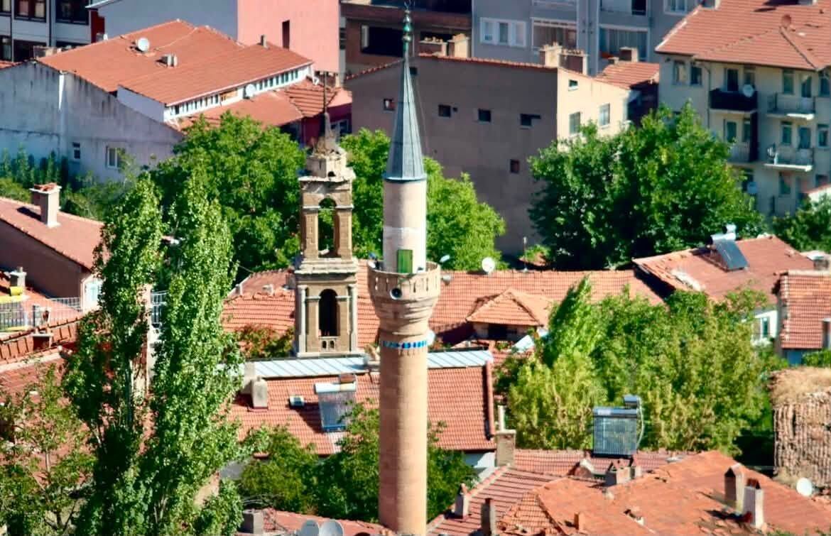 Kütahya’da Tarihe Açılan İki Kapı Kilise ve Cami
