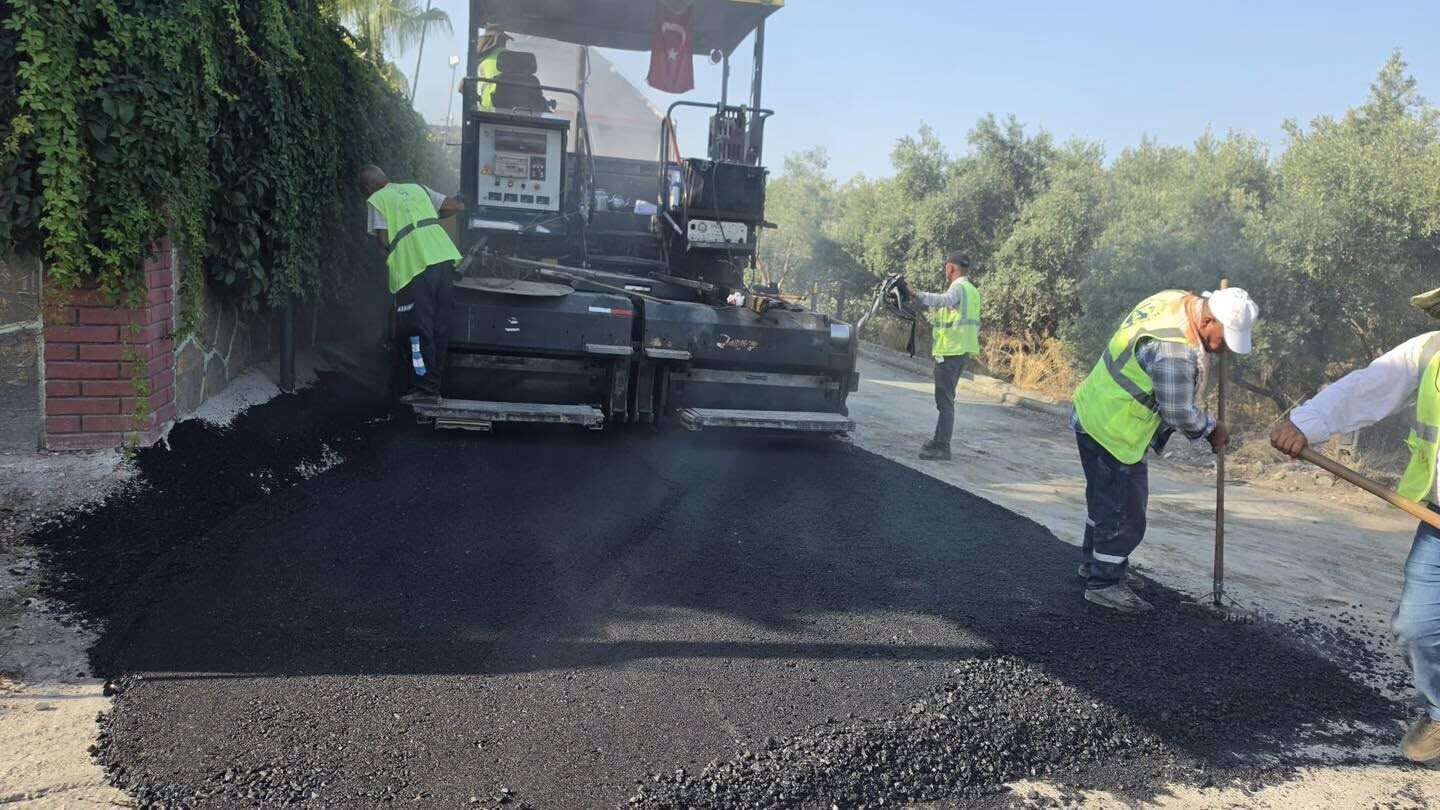 Erzin’de Mehmet Öntürk’ten Asfalt Çalışması-1