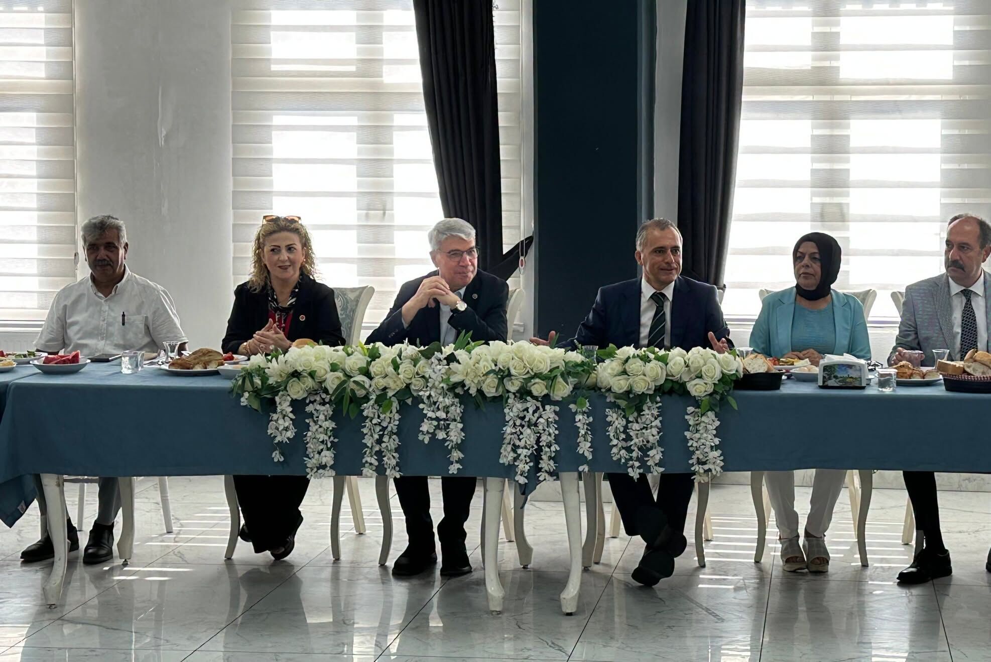 Milletvekili Gülsoy ve Başkan Çenet Muhtarlarla Buluştu-1